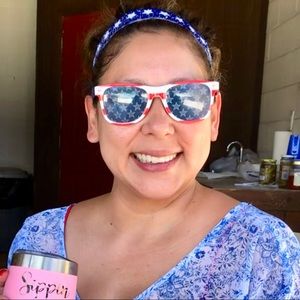 Meet your Posher, Celine